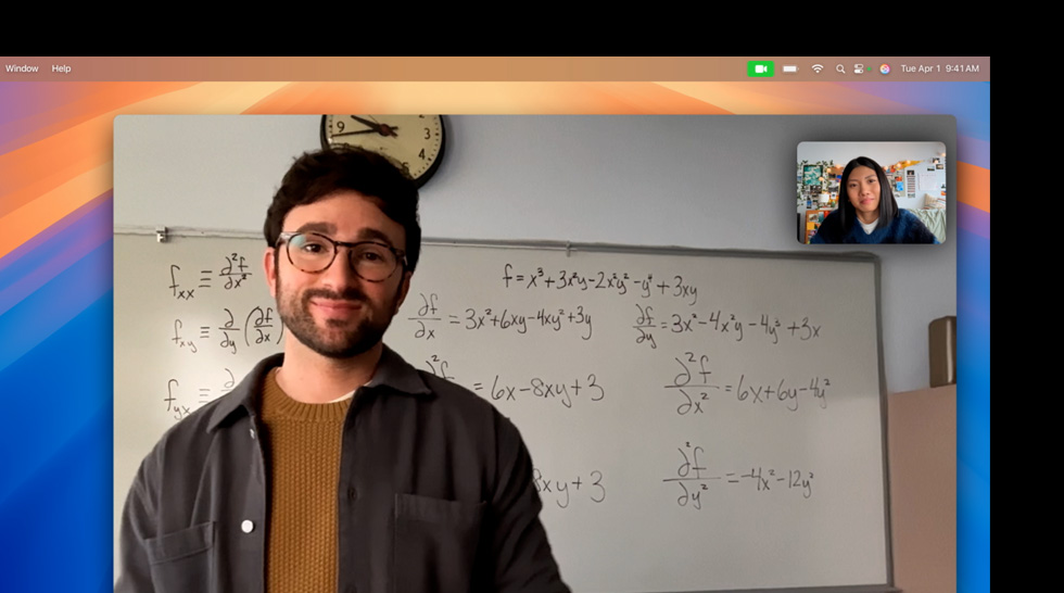 Appel vidéo avec Cadrage centré, une fonctionnalité qui garde la personne dans le cadre quand elle se déplace